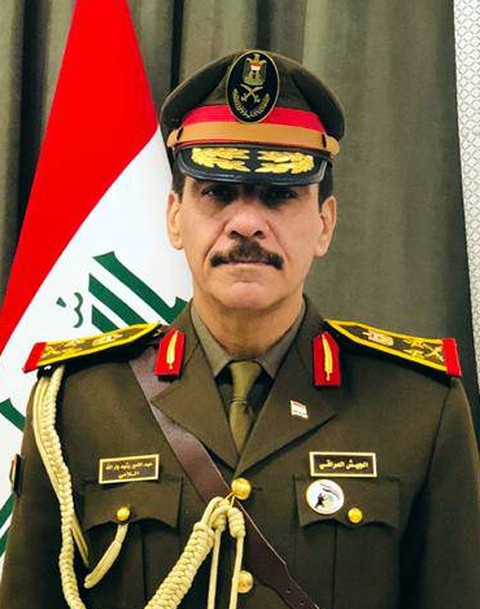 صورة القائد الفريق أول عبد الأمير يار الله